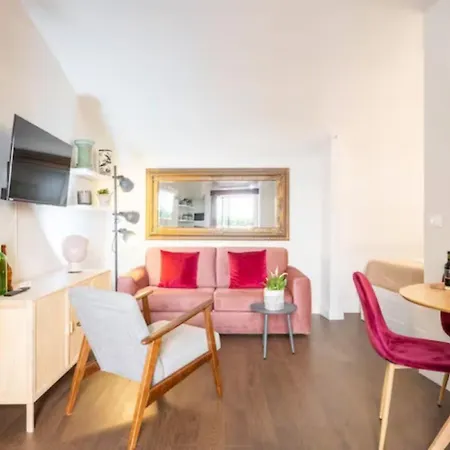 Apartment The Burgundy Nest Campo De' Fiori